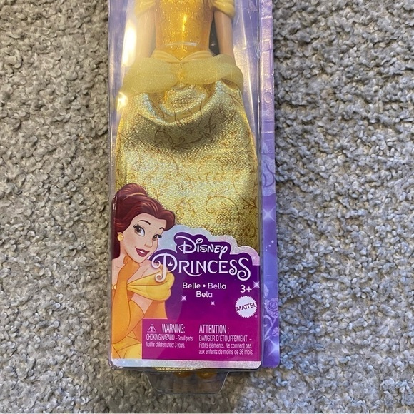 Disney Belle Princess Doll NEW Beauty and the Beast Gold Yellow - Picture 4 of 5
